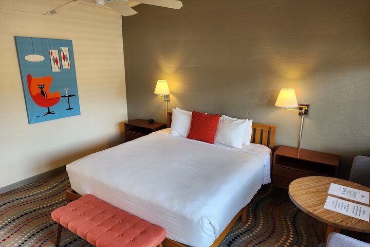 Contenta Inn