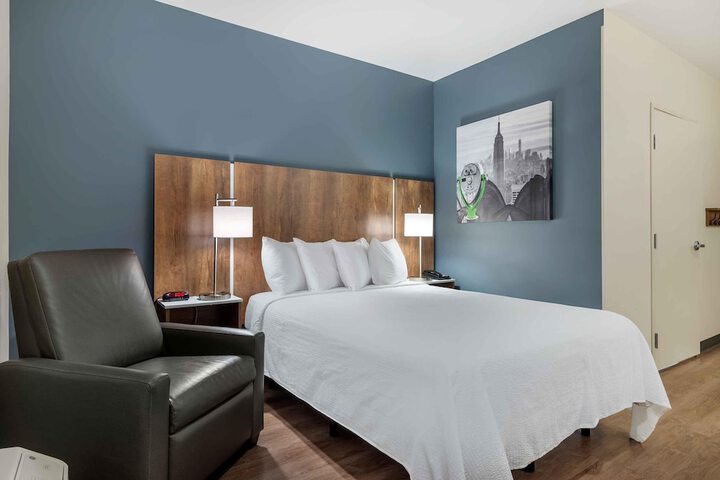 Extended Stay America Premier Suites Atlanta Newnan