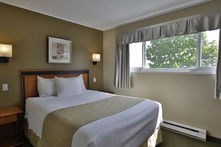 Room 5 of 25
