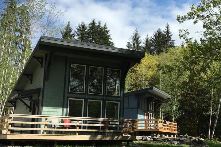 Hoh Valley Cabins