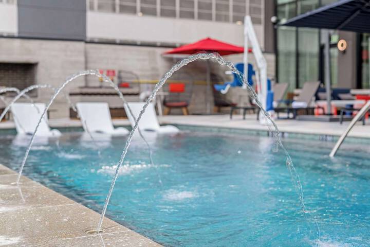 Pool 15 of 110