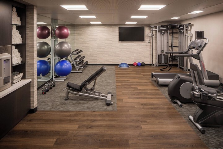 Courtyard by Marriott Cincinnati Airport South / Florence
