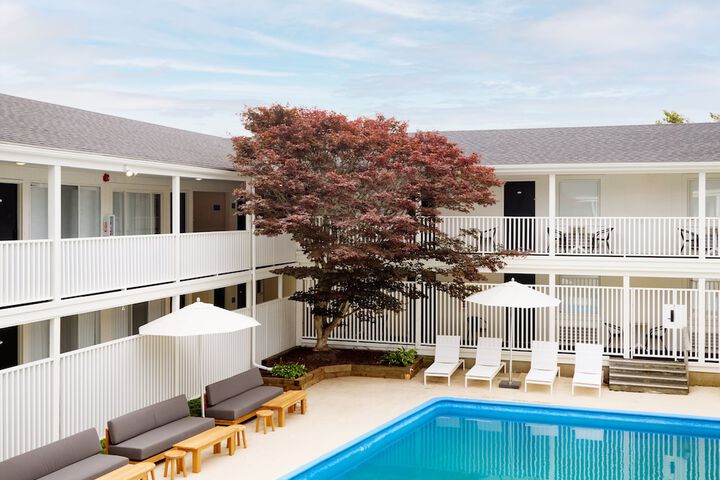 Parker Beach Lodge