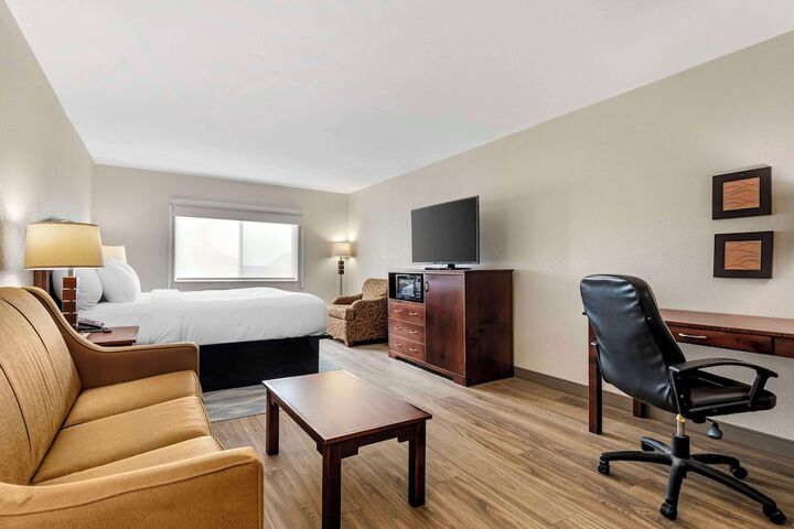 Room 42 of 51