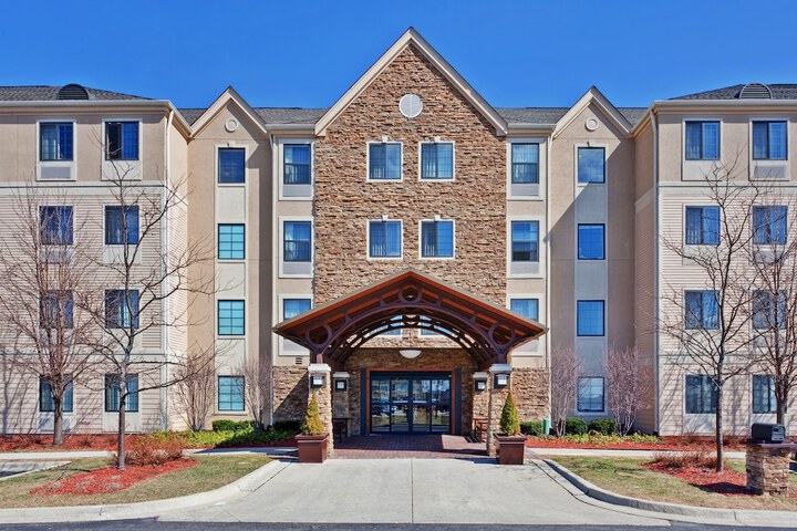 Staybridge Suites Chicago - Glenview by IHG