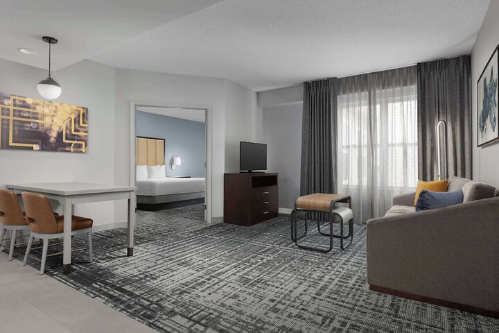 Room 22 of 48