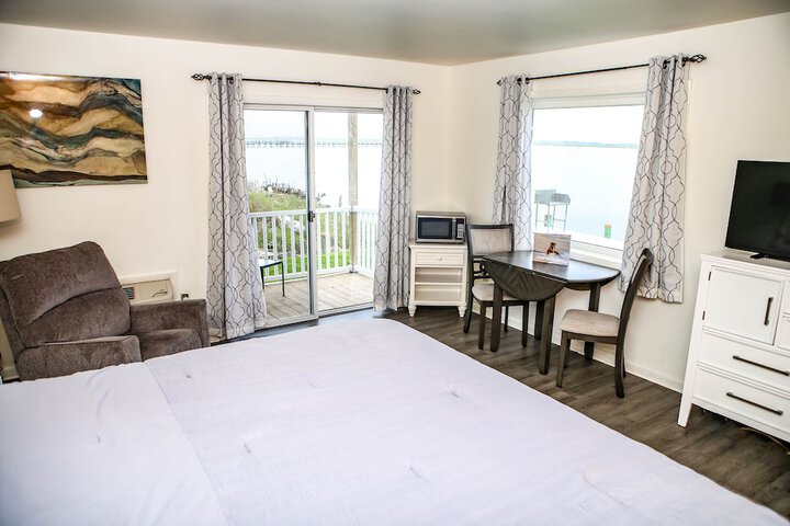 Waterside Inn