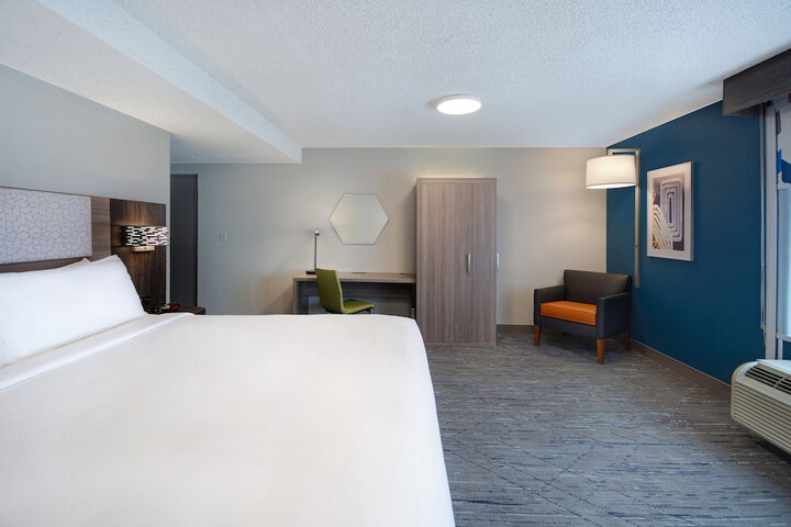 Holiday Inn Express Rochester - University Area by IHG