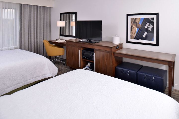 Room 22 of 64