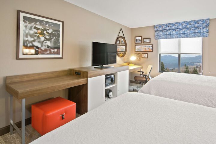 Room 30 of 48