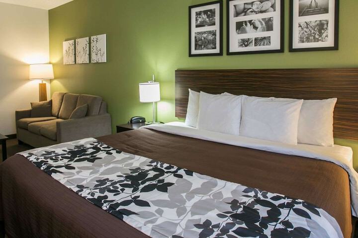 Room 13 of 24