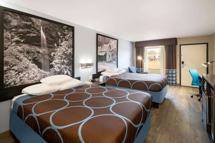 Room 16 of 27