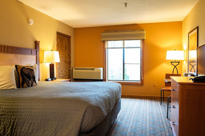 Room 12 of 36