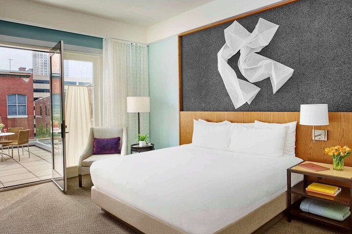 Room 17 of 54