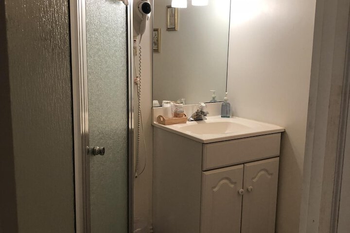 Room 45 of 62