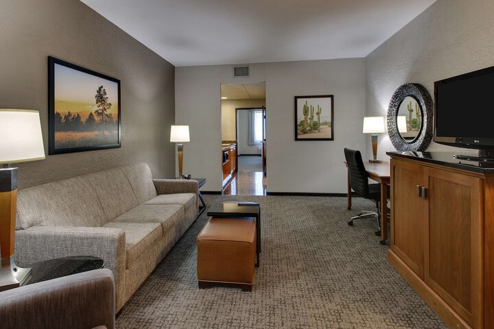 Room 22 of 82