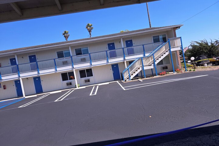 Coast Riders Inn