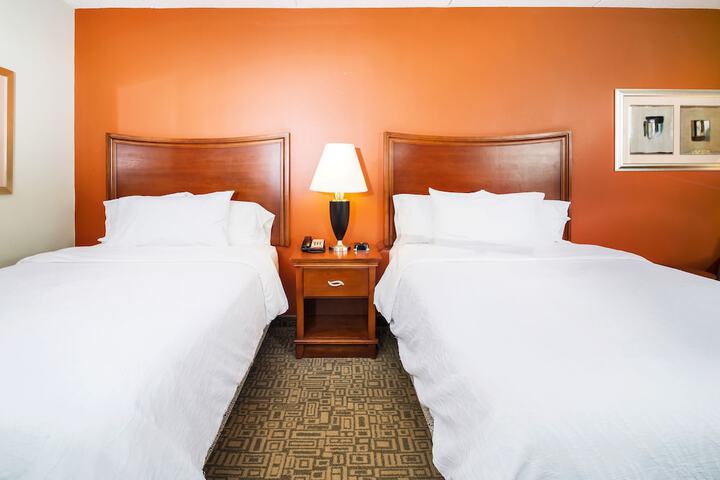 Room 100 of 158