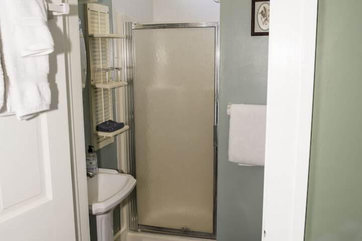 Room 45 of 64
