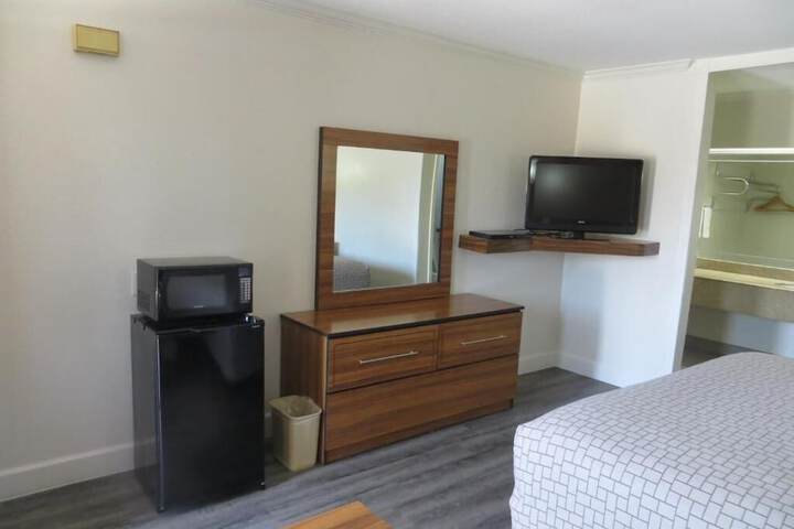 Room 14 of 31