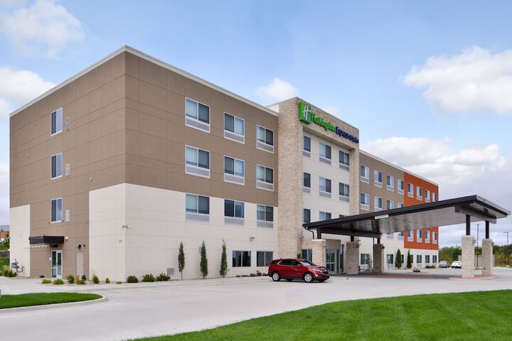 Hotel 4 of 55