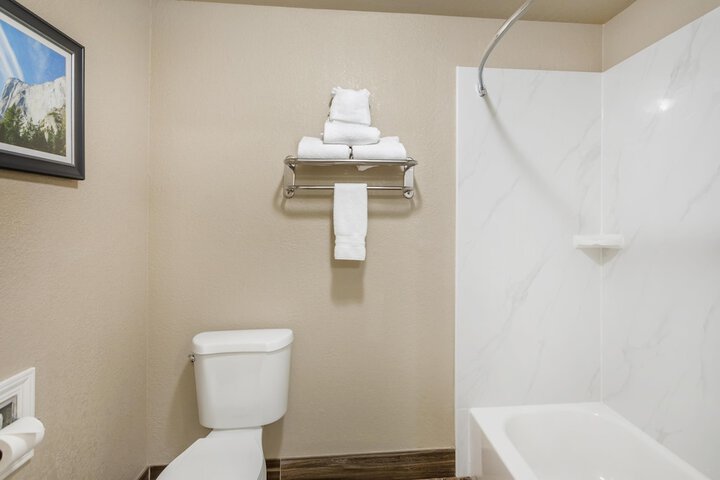 Best Western Plus Sonora Oaks Hotel & Conference Center