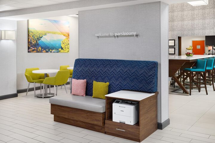 Hampton Inn & Suites Parsippany / North