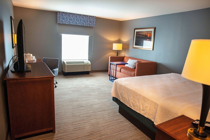 Hampton Inn & Suites Jacksonville