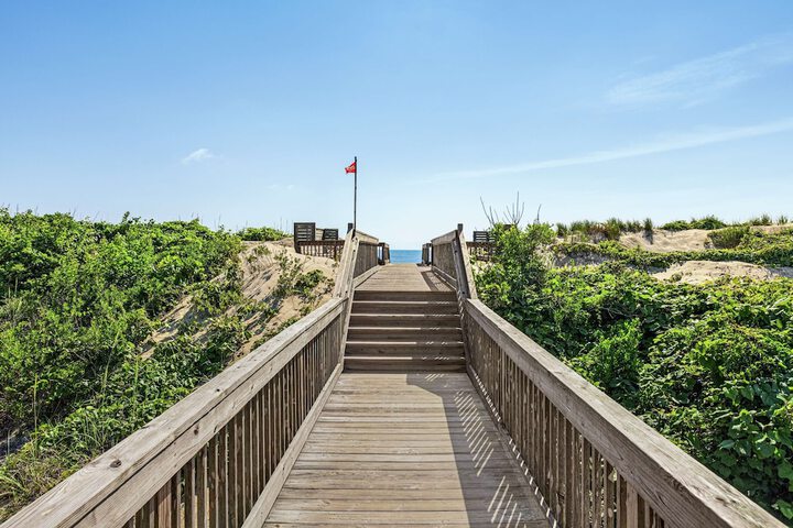 Hampton Inn & Suites Outer Banks / Corolla