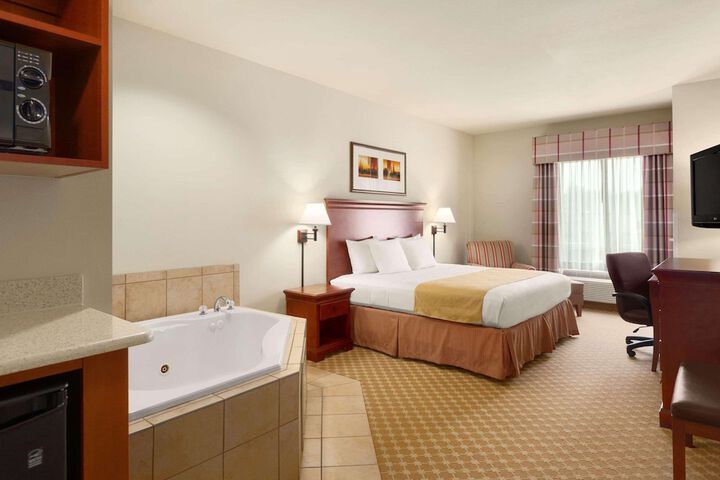 Country Inn & Suites by Radisson Tifton, GA