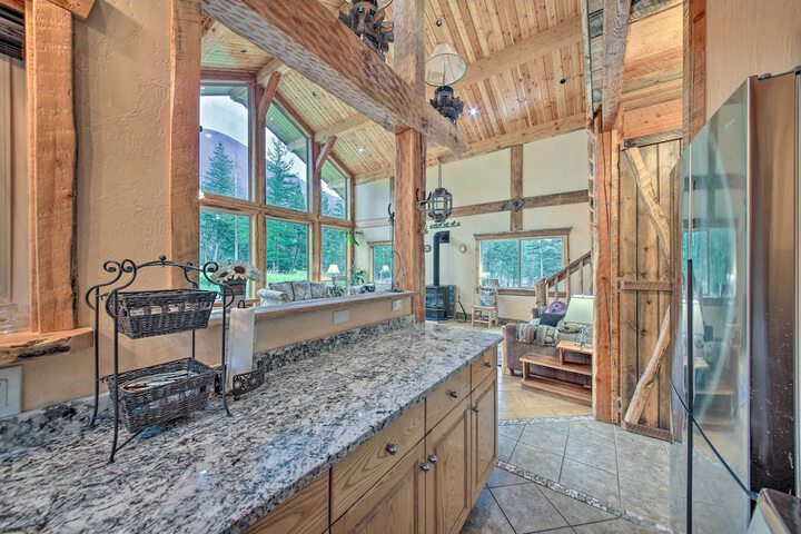 Private Deck & Mtn Views: Family Getaway in Eureka
