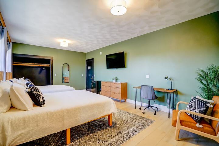 Room 13 of 72