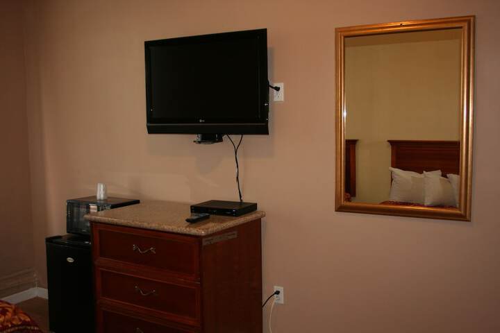 Room 25 of 82