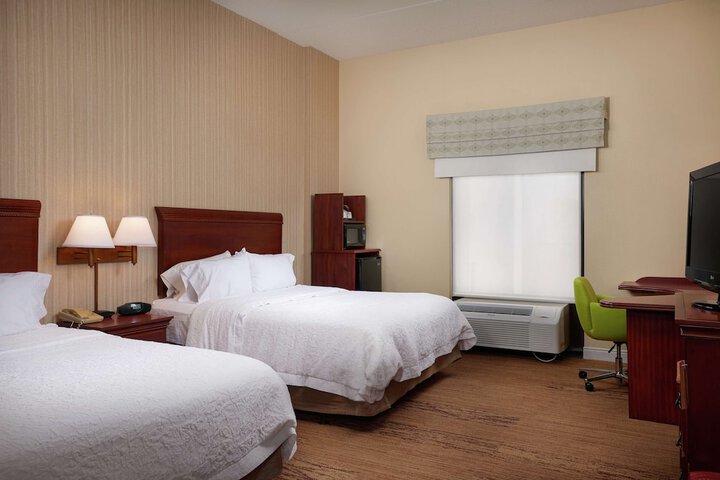 Room 10 of 24