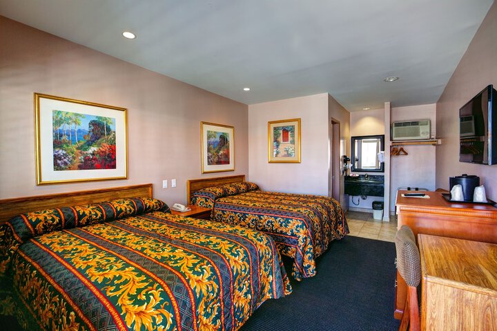 Room 20 of 33