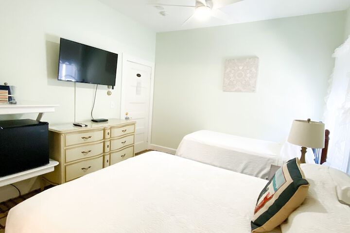 Room 109 of 468