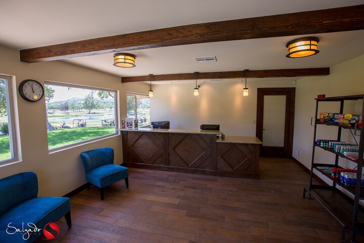 Carlton Oaks Lodge an Ascend Collection Hotel
