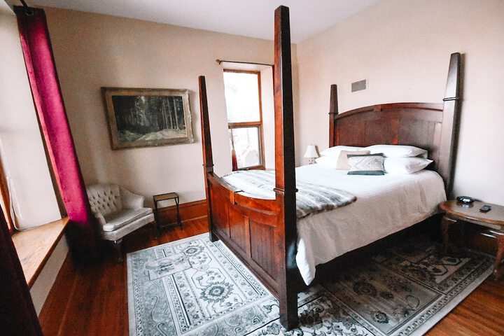 Room 21 of 30