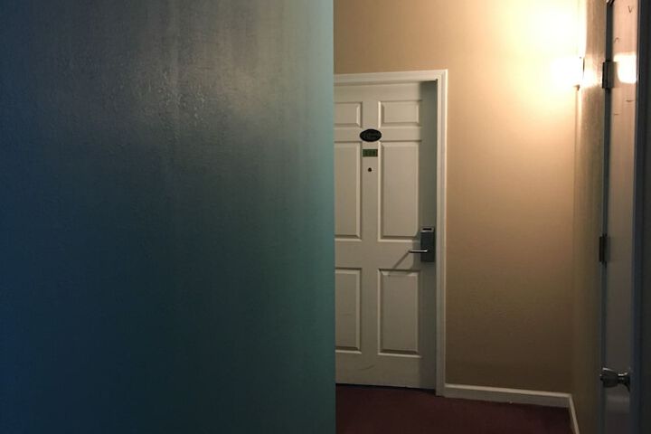 Ballroom/Hall 29 of 34