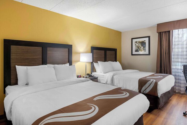 Room 16 of 34