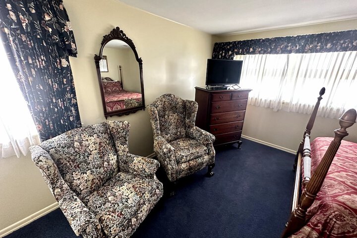 Montague Inn