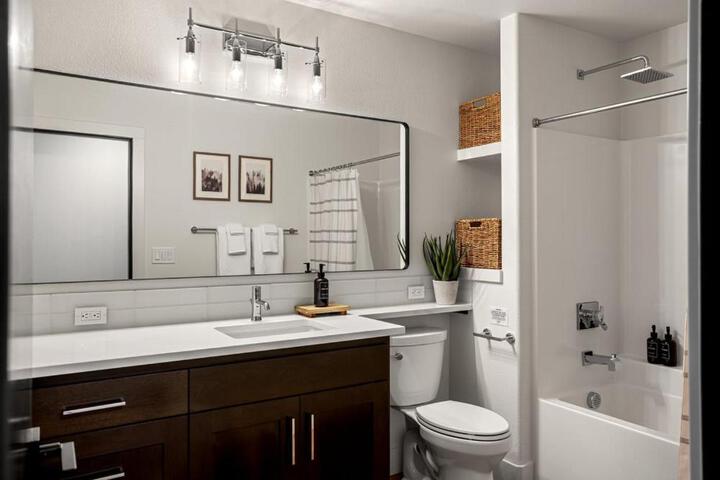 Escape to Wine Country Luxurious Getaway Awaits