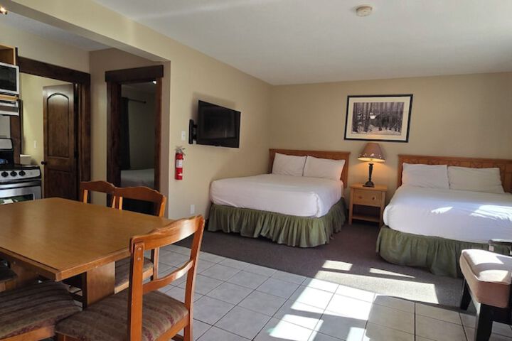 Room 109 of 191
