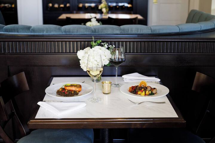 Hotel Carmichael Autograph Collection