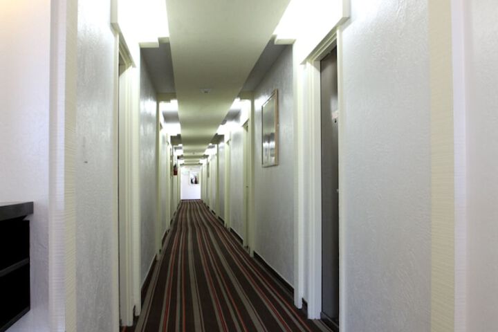 Ballroom/Hall 37 of 41