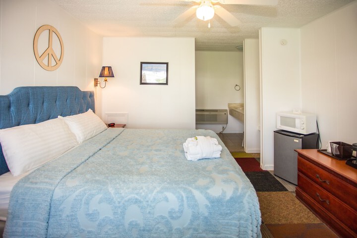Room 75 of 114