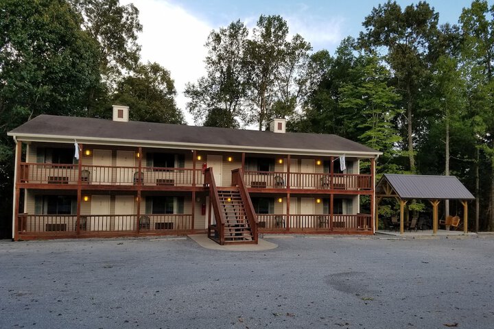 Hotel 4 of 48