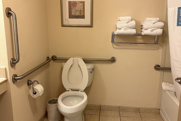 Room 78 of 104