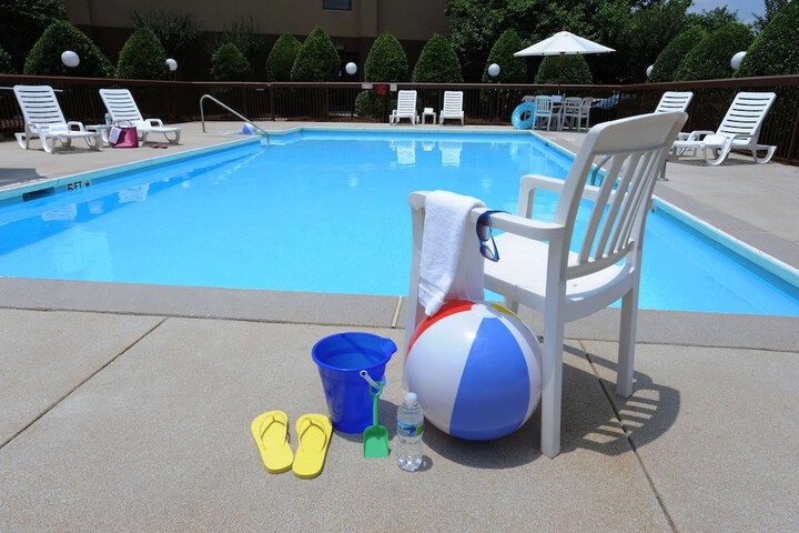 Pool 3 of 24