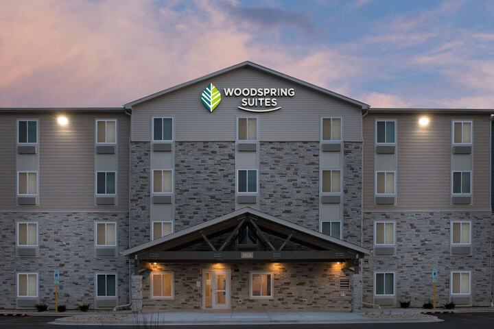 Hotel 3 of 27